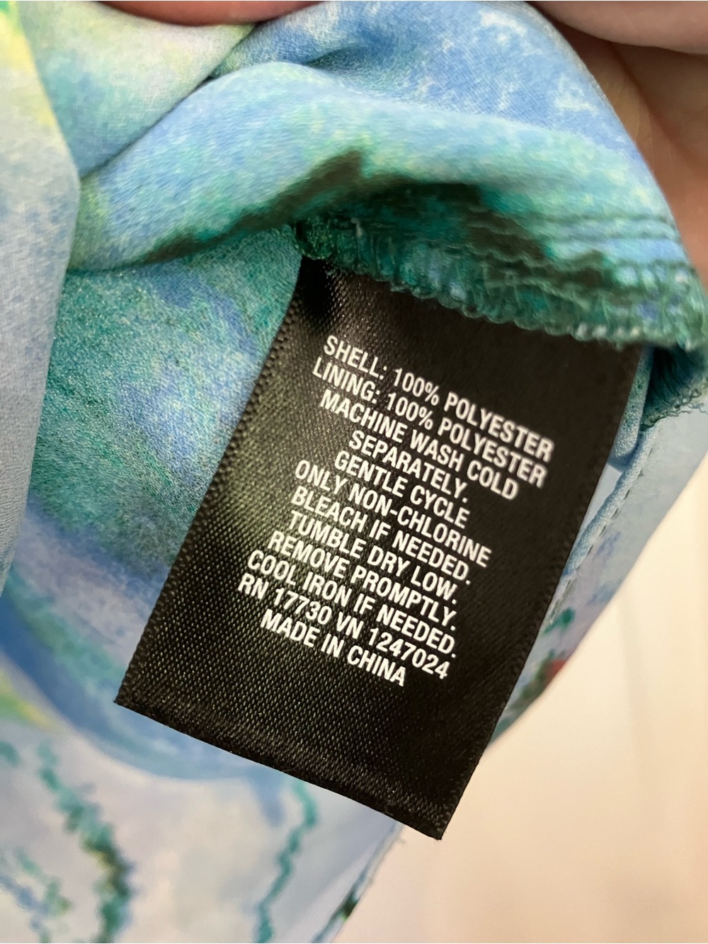Mossimo Watercolor, Artsy Design Top, XXL - Picture 6 of 6
